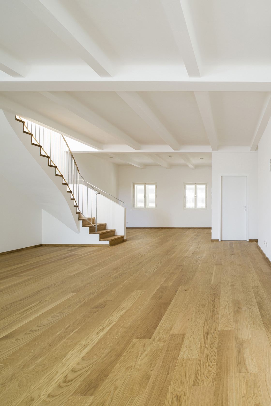 Maisonettewohnung mit Rippendecke © Renate Schrattenecker-Fischer